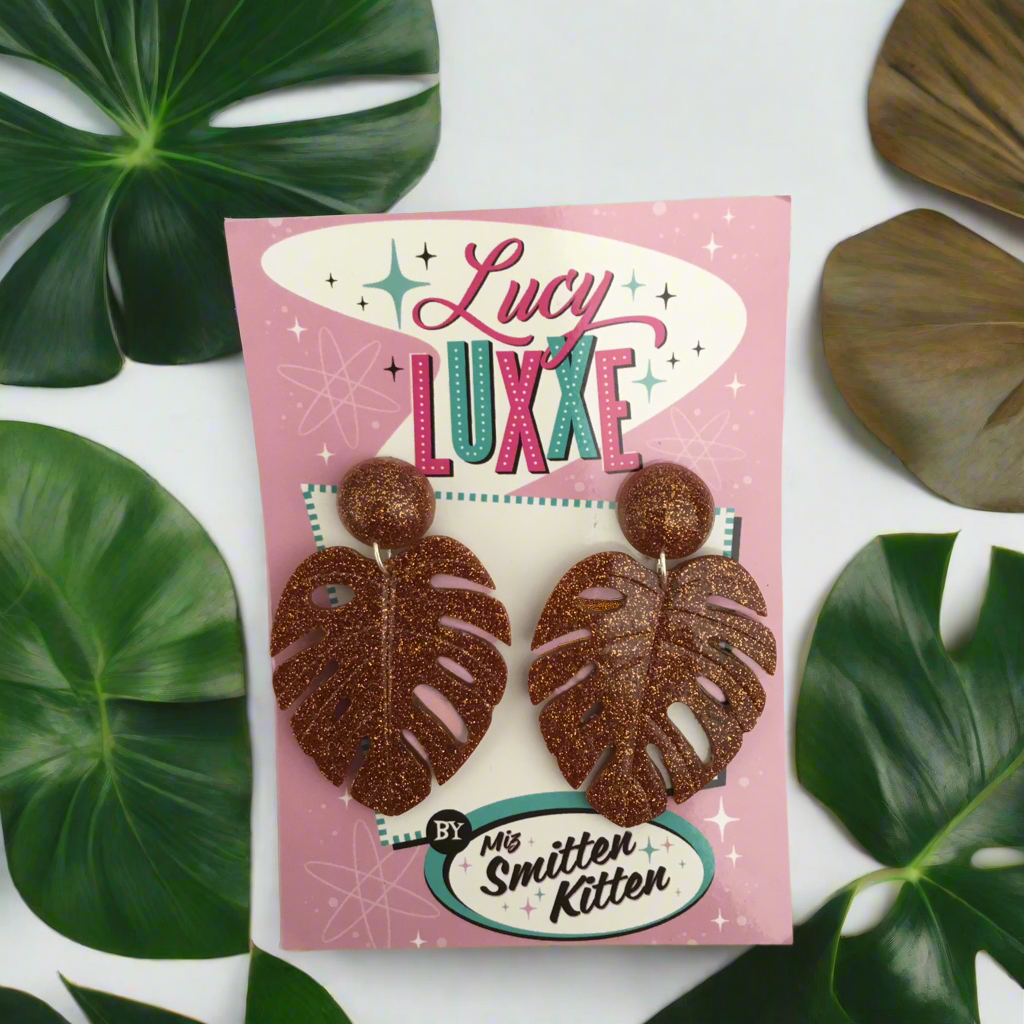 MISS KATE tiki queen - monstera leaf earrings - Bronze