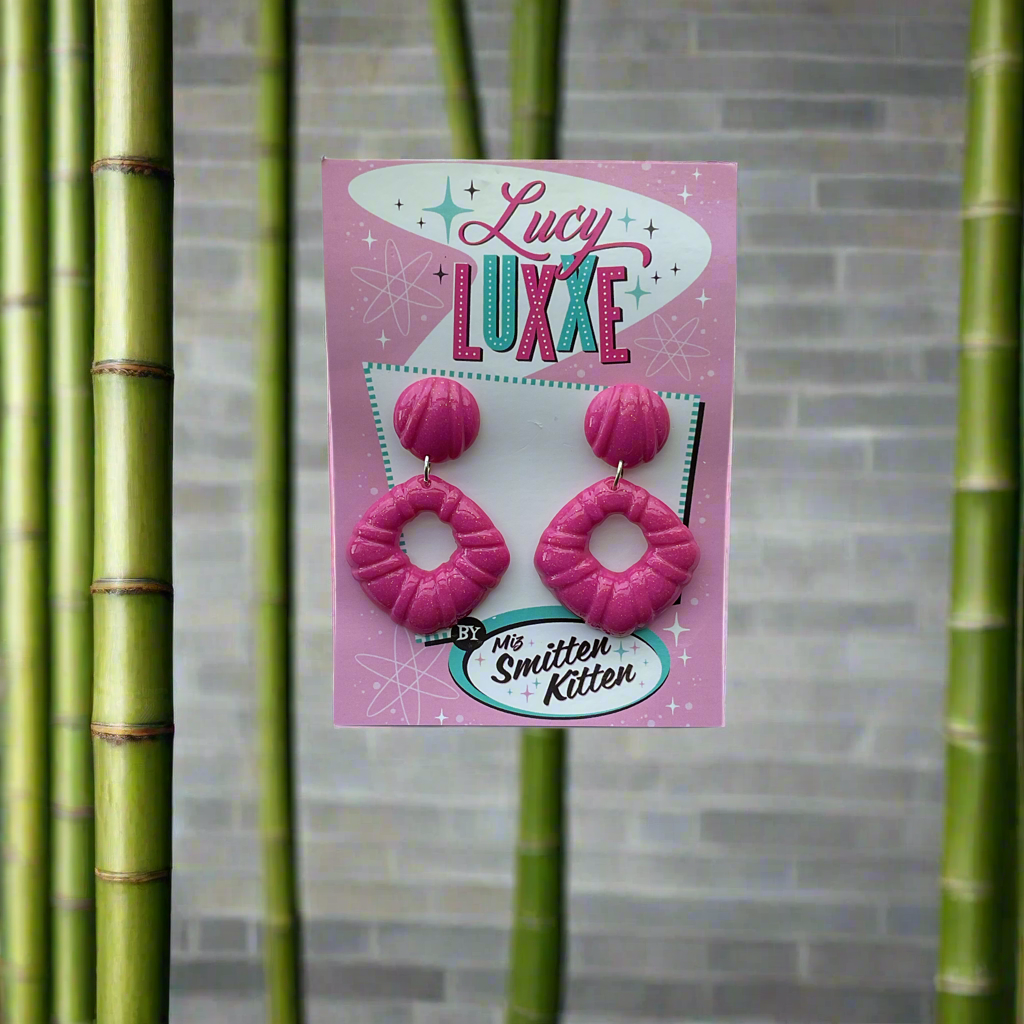 DOROTHY - bamboo style hoop earrings - hot pink