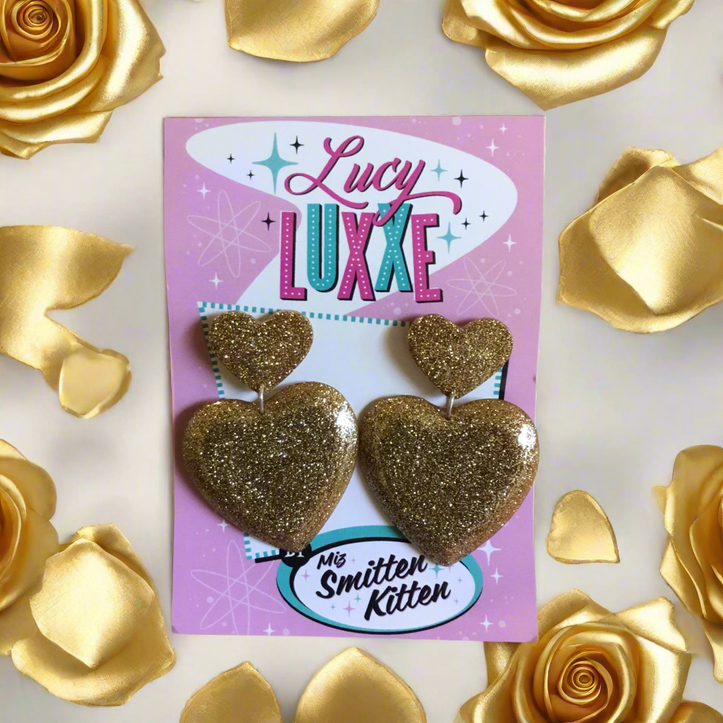 QUEEN OF HEARTS - glitter heart earrings - Gold