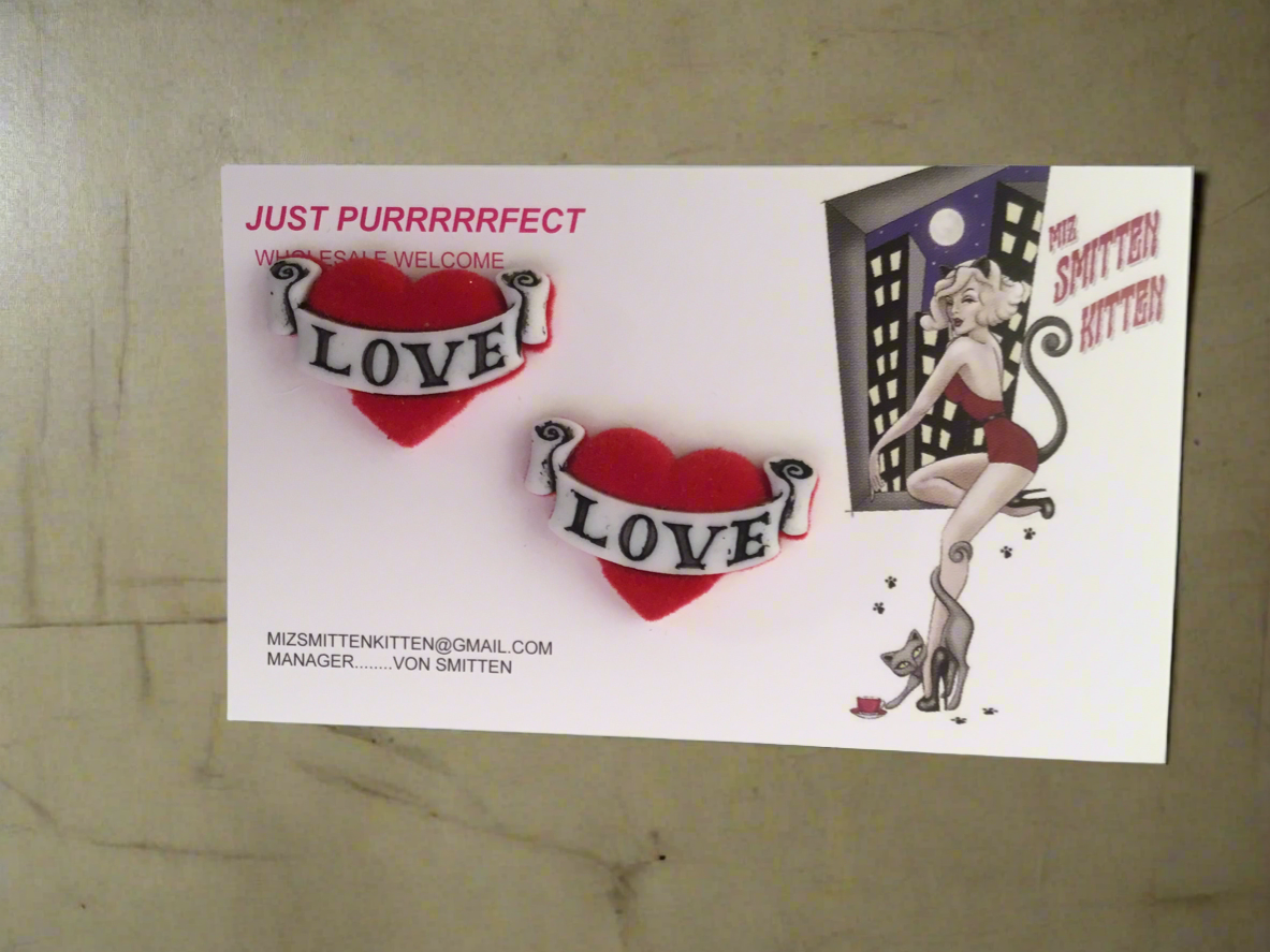 REBEL TRUE LOVE - flocked tattoo banner heart earrings