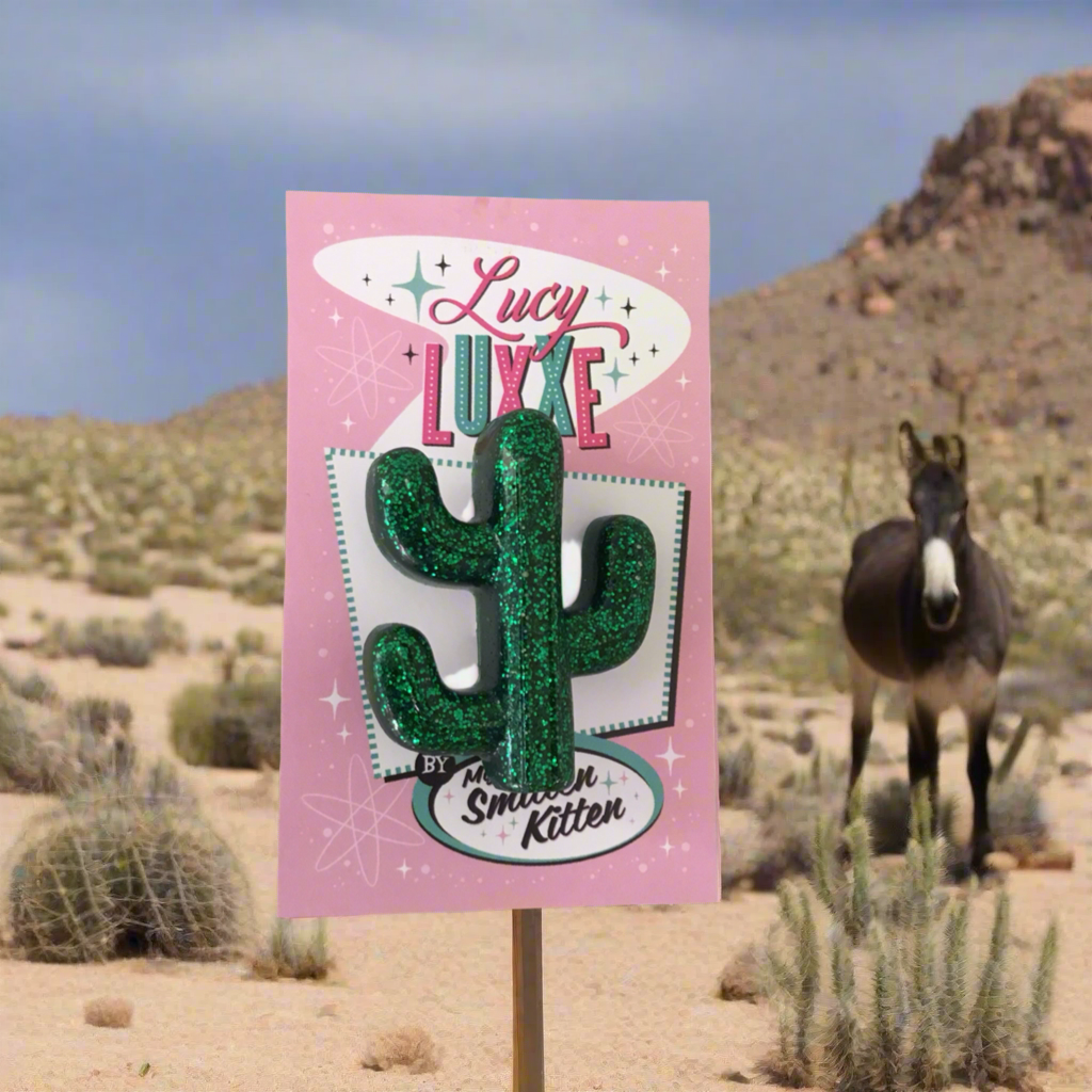 SOUTH OF THE BORDER - desert cactus 🌵brooch - green glitter