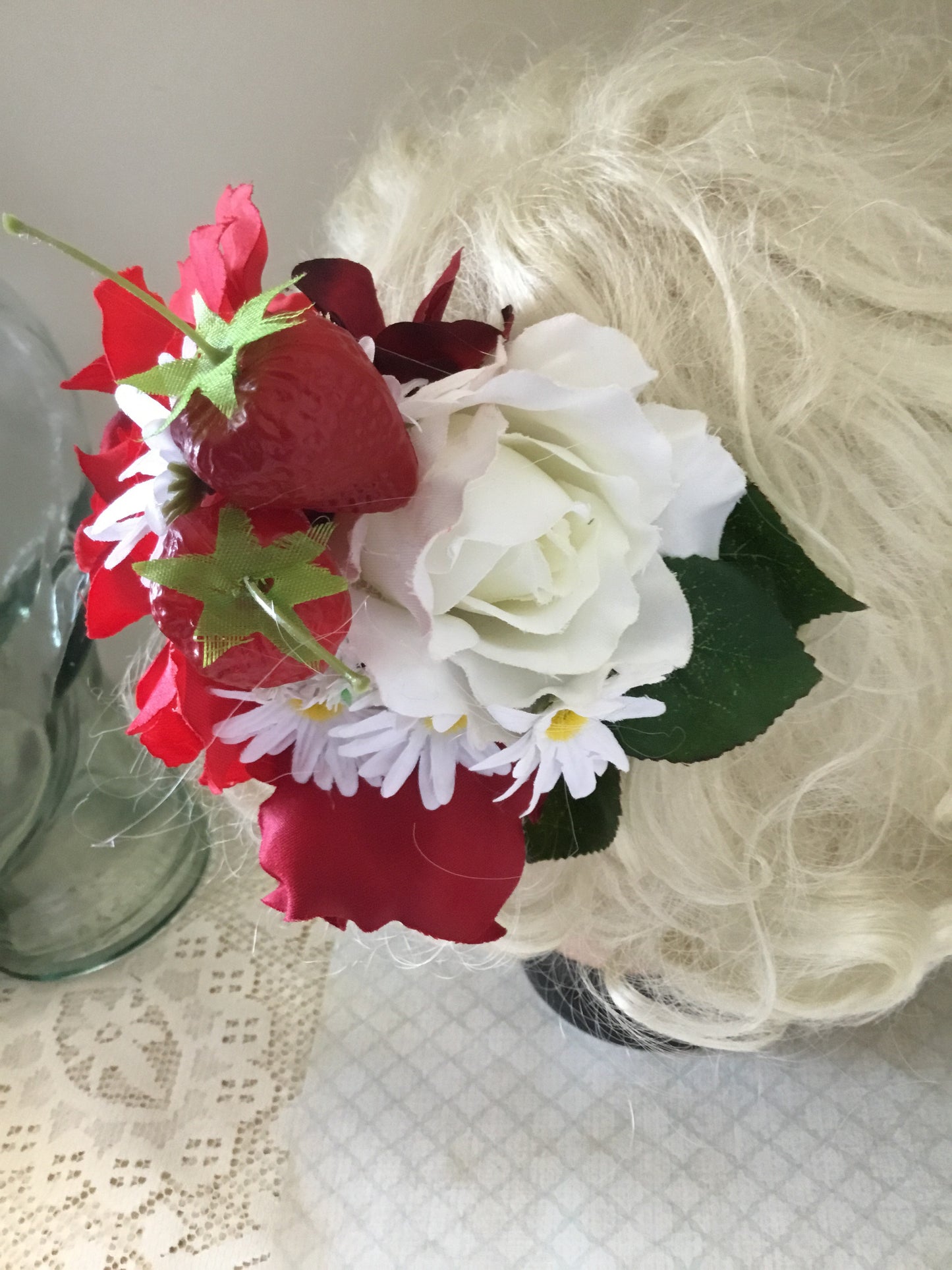 STRAWBERRY BOMB đ - large hairflower cluster