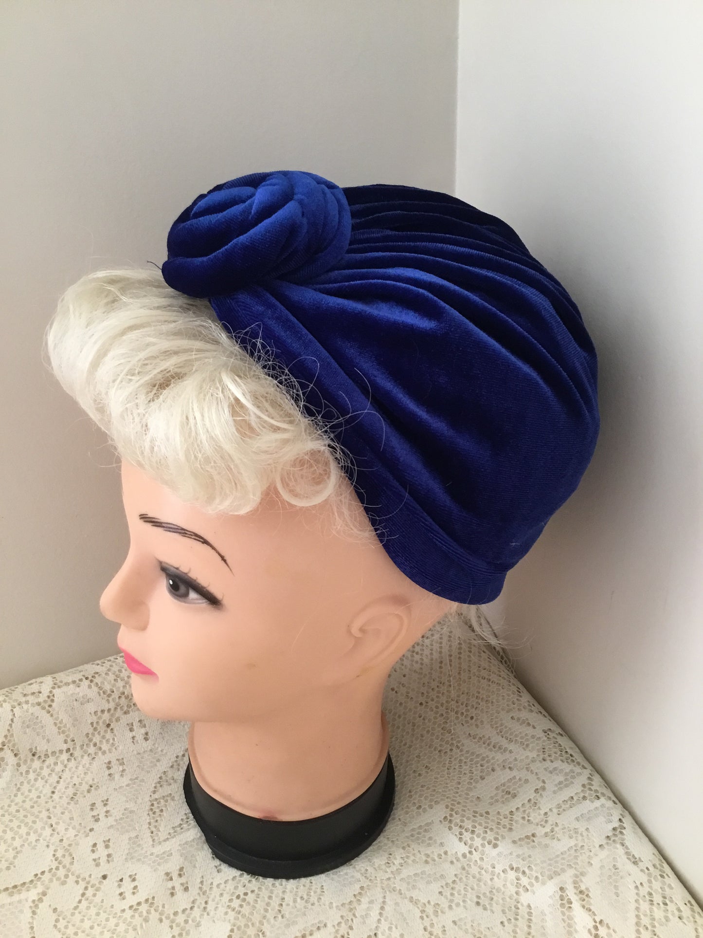 VIVIENNE - beautiful velvet knot tie turbans