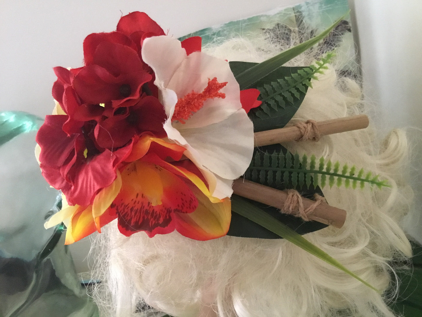 MALIA - large tropical cluster with bamboo - green dahlia