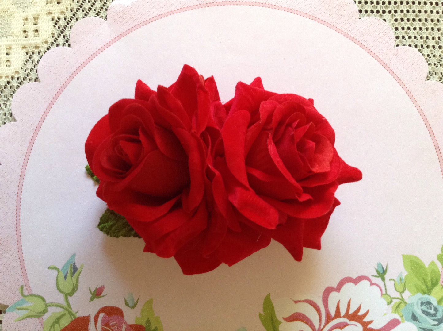 ROSIE - double velvet rose comb - Red