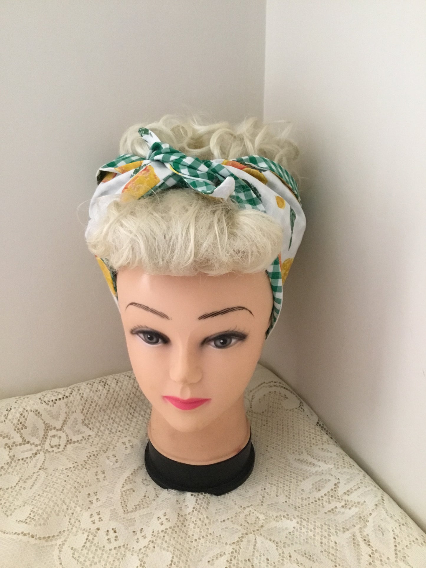 WHEN LIFE GIVES YOU LEMONS š - vintage inspired do-rags