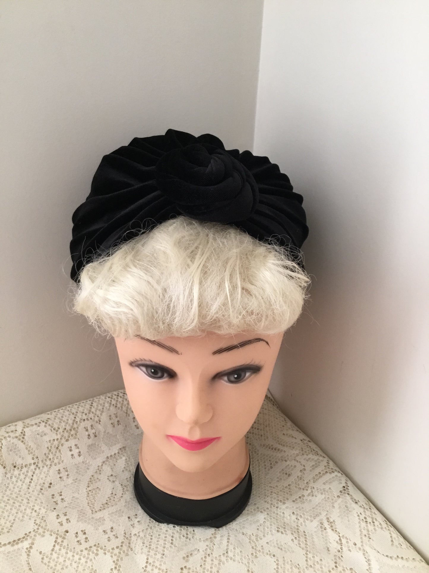 VIVIENNE - beautiful velvet tie knot turbans