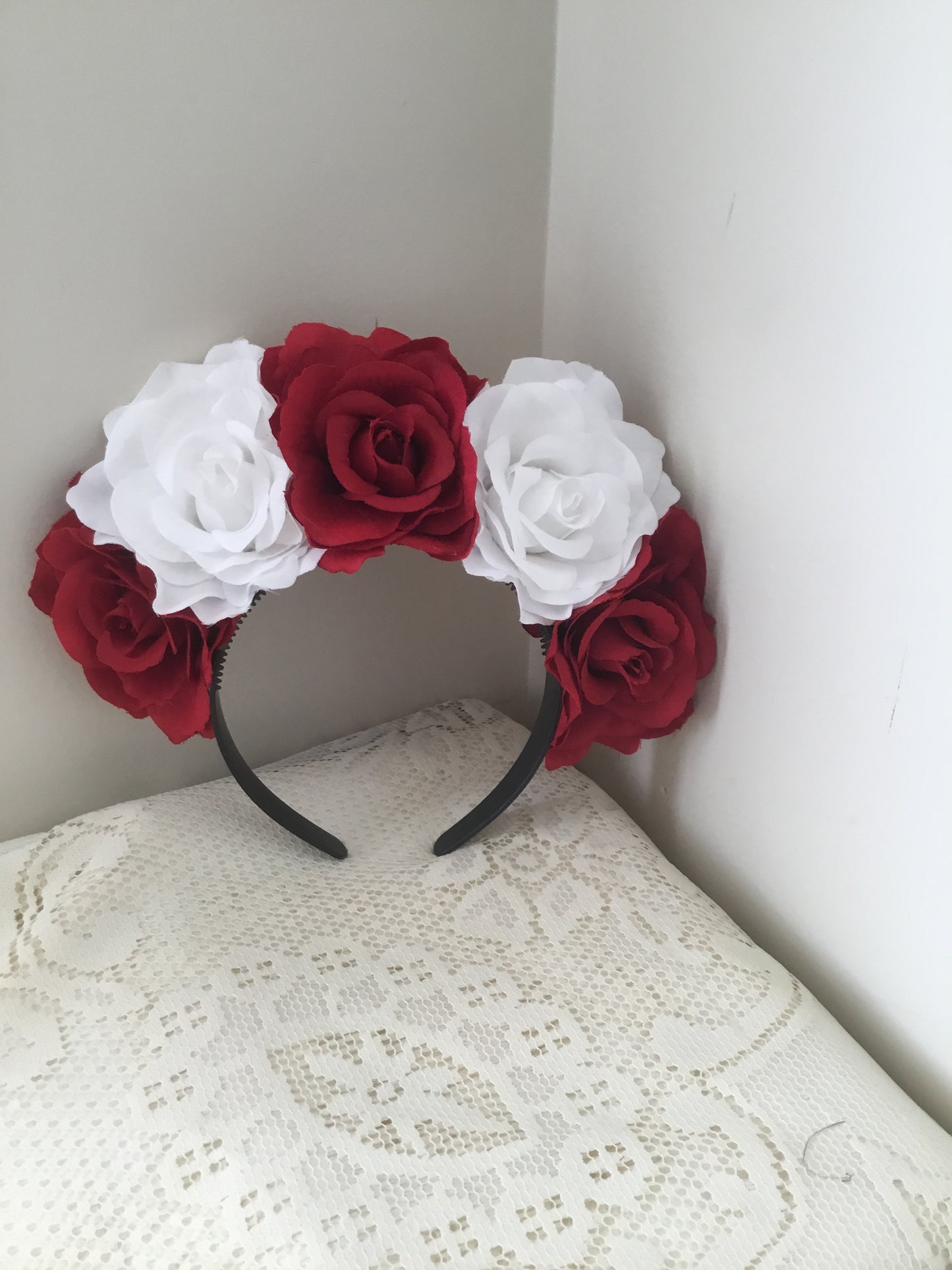 FRIDA - rose flowercrown - red / white