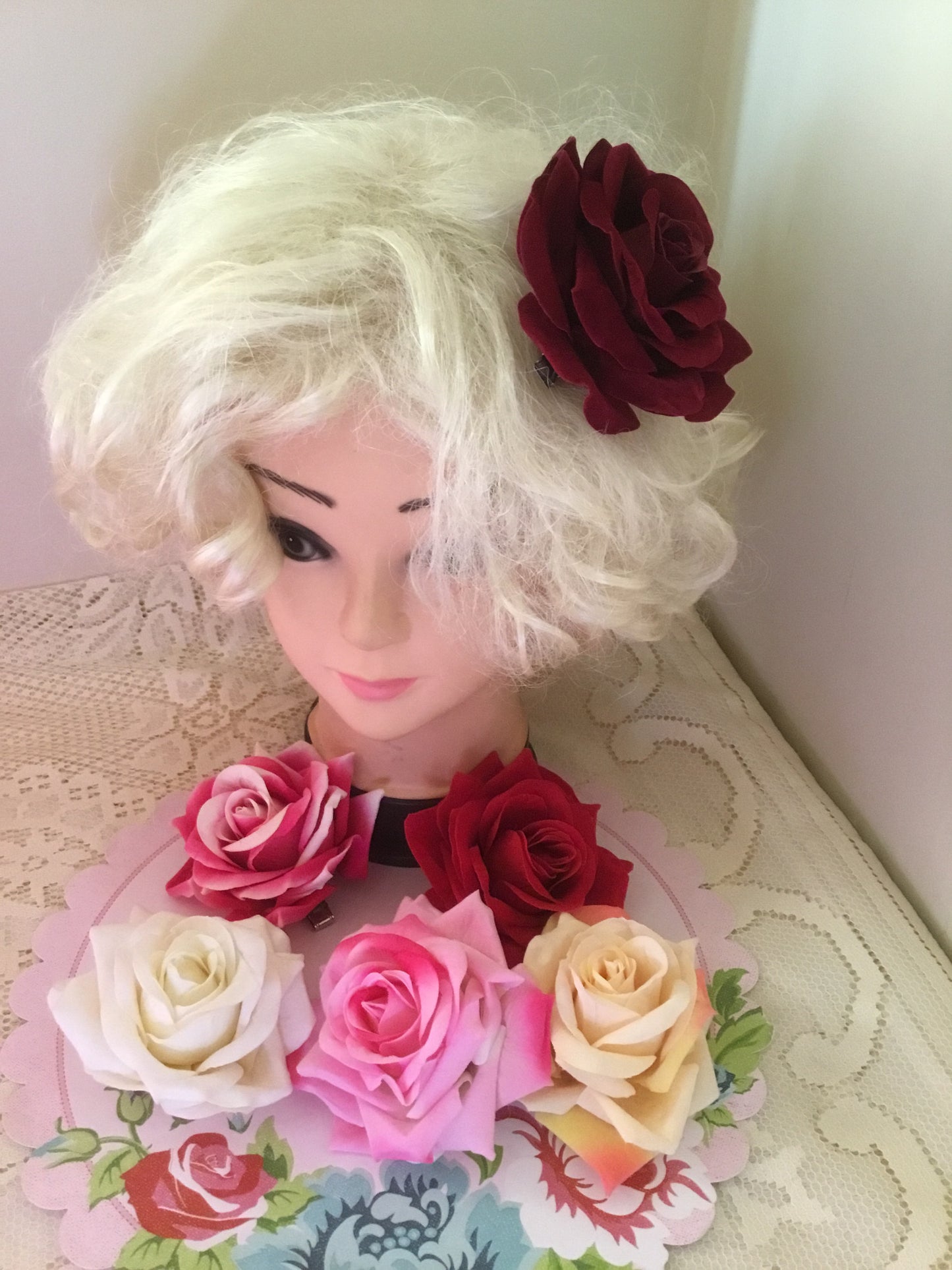 Beautiful vintage inspired velvet single rose clips - various colours