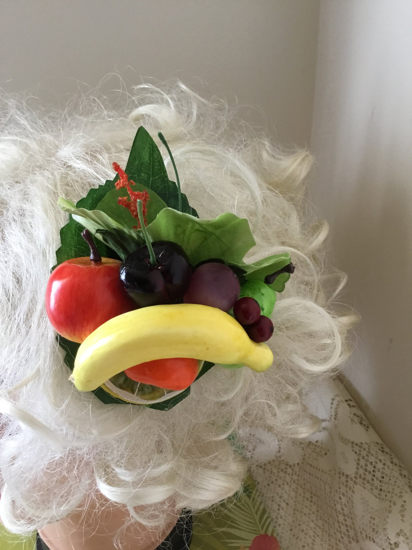 LEILANI - Green hibiscus / Fruit cluster hairpiece
