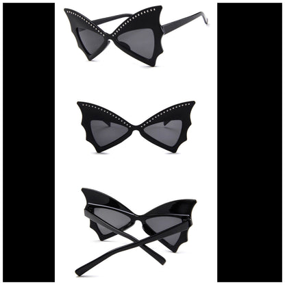 VAMPIRA - Batwing Sunglasses 🦇