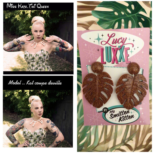 MISS KATE tiki queen - monstera leaf earrings - Bronze