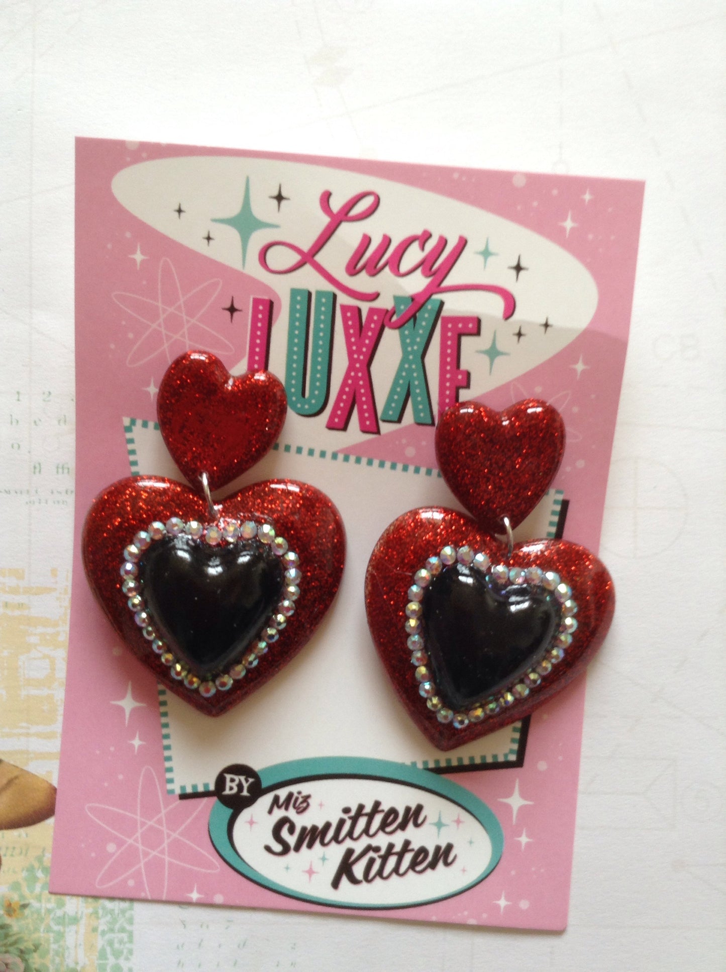 ELIZABETH - Double heart earrings - red / black