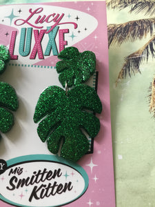 MONSTERA LEAF - green glitter earrings