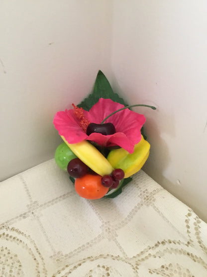 LEILANI - Pink hibiscus  / Fruit cluster hairpiece