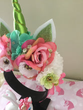 Load image into Gallery viewer, UNICORN 🦄 - flower crown handmade - Green horn
