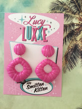 Load image into Gallery viewer, DOROTHY - bamboo style hoop earrings - hot pink
