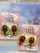 Load image into Gallery viewer, LOBSTER 🦞 earrings - set on a lemon or lime slice
