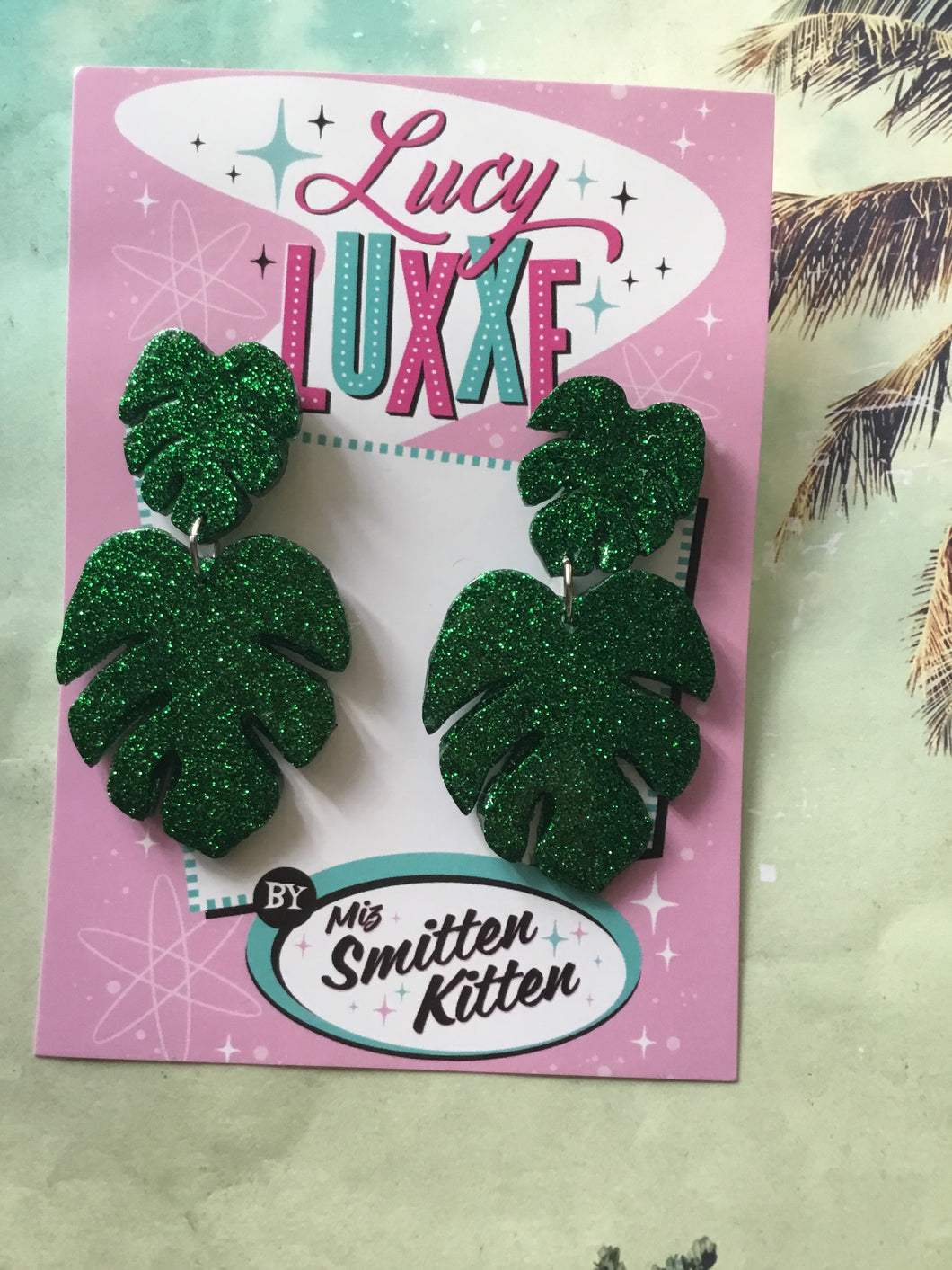 MONSTERA LEAF - green glitter earrings