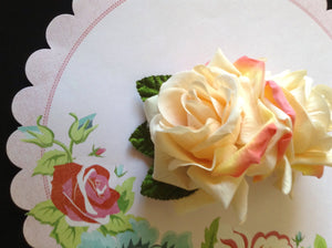 ROSIE - double velvet rose comb - Peach