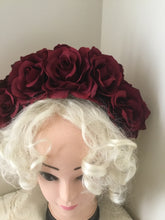 Load image into Gallery viewer, FRIDA - rose flowercrown  - Claret
