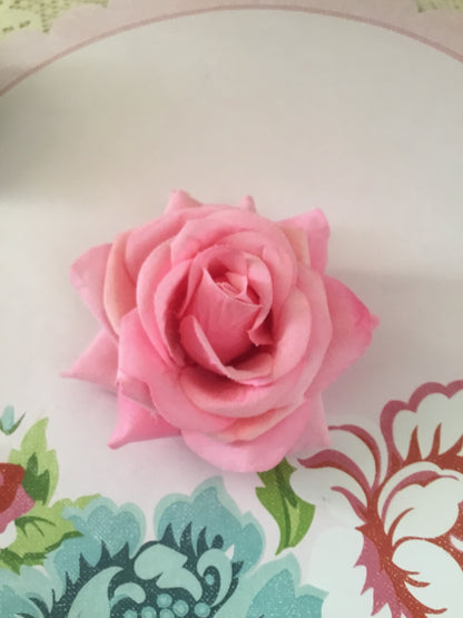 Beautiful flocked vintage style single roses - various colours