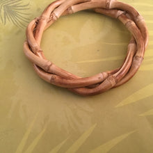 Load image into Gallery viewer, TWISTED Bamboo bangle -natural
