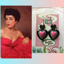 Load image into Gallery viewer, ELIZABETH - Double heart earrings - black / hot pink
