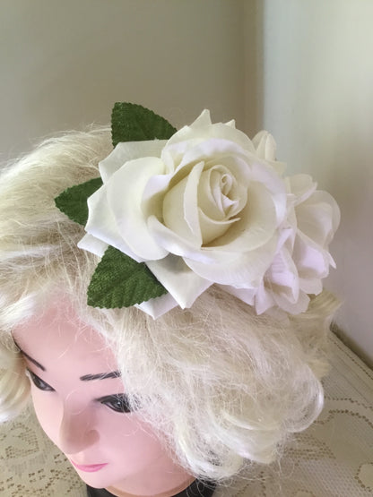 ROSIE - double velvet rose comb - White