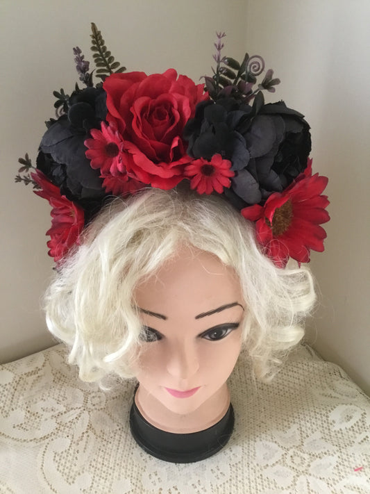 SOPHIA - shades of black and red - flower crown