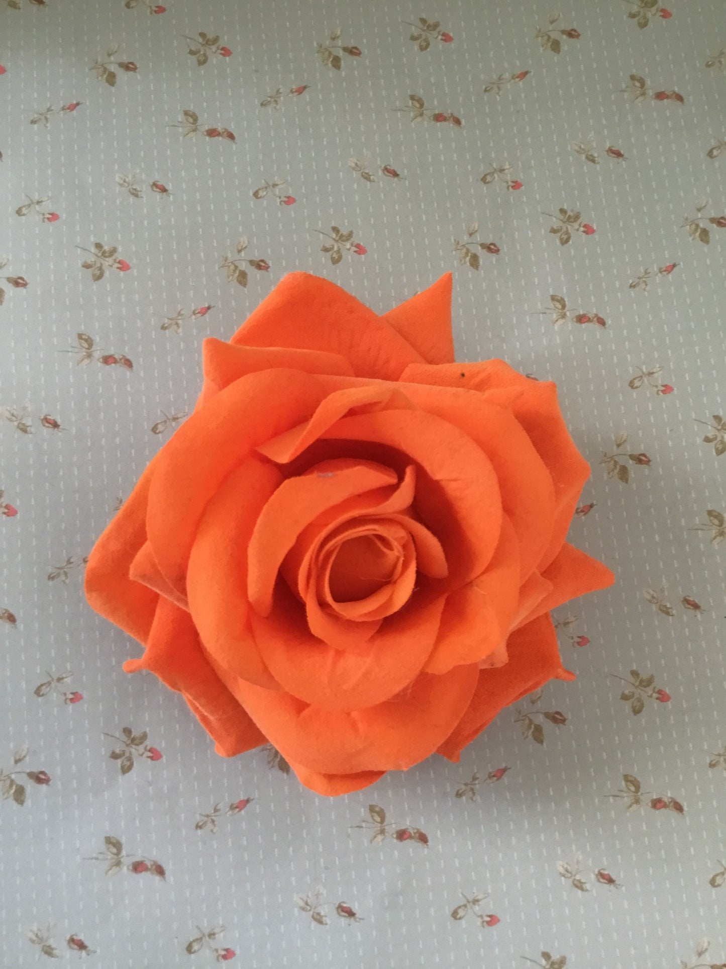 Big vintage inspired single rose hairflower - various colours