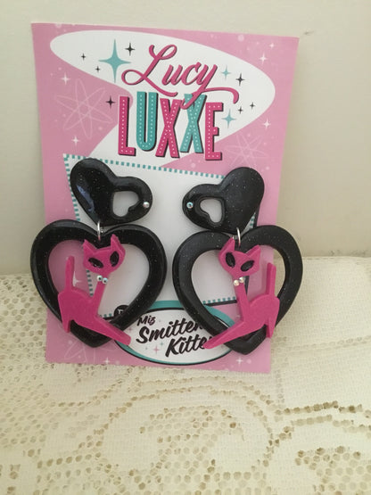 ATOMIC CAT - big heart earrings - hot pink