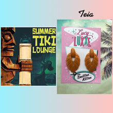 Load image into Gallery viewer, TEIA - tiki lounge earrings - Dark butterscotch
