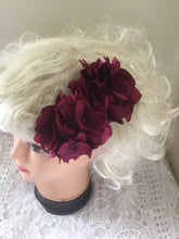 Load image into Gallery viewer, HELENA - hydrangea hairflower - BURGUNDY
