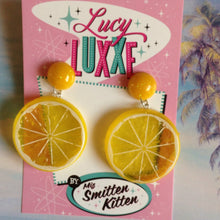 Load image into Gallery viewer, TUTTI FRUITTI  - Lemon fruit slice earrings with resin dome
