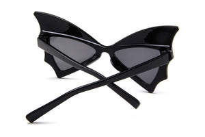 VAMPIRA - Batwing Sunglasses 🦇