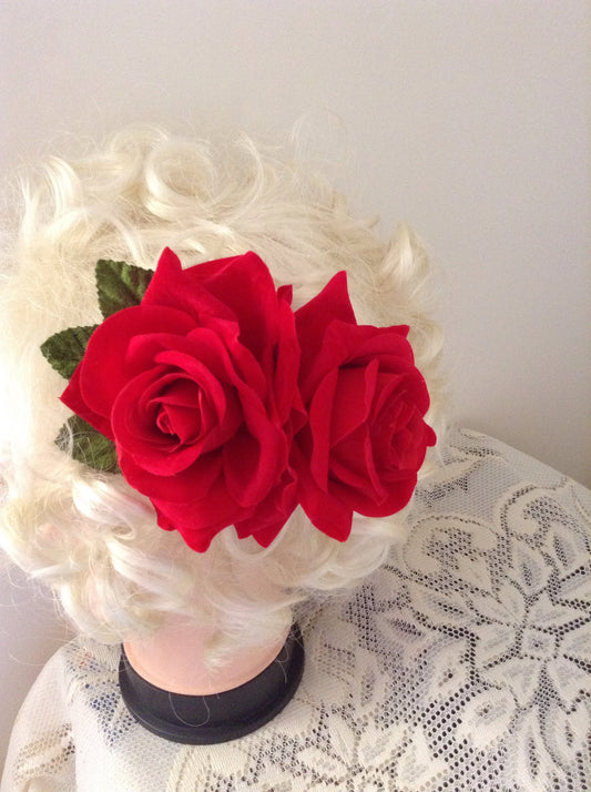 ROSIE - double velvet rose comb - Red