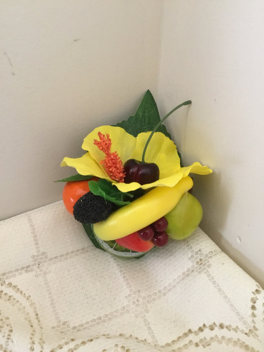 LEILANI - Yellow hibiscus  / Fruit cluster hairpiece