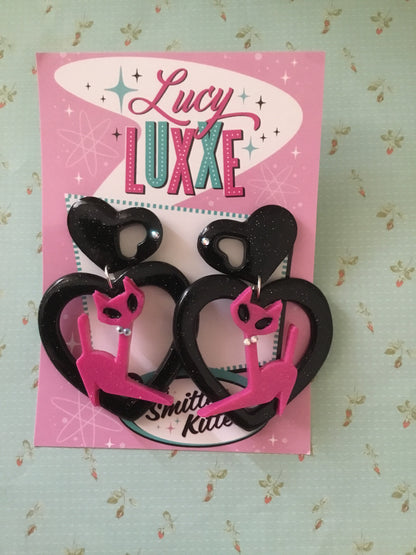 ATOMIC CAT - big heart earrings - hot pink