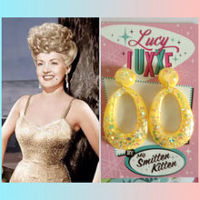 Load image into Gallery viewer, BIG BETTY - yellow confetti lucite hoops
