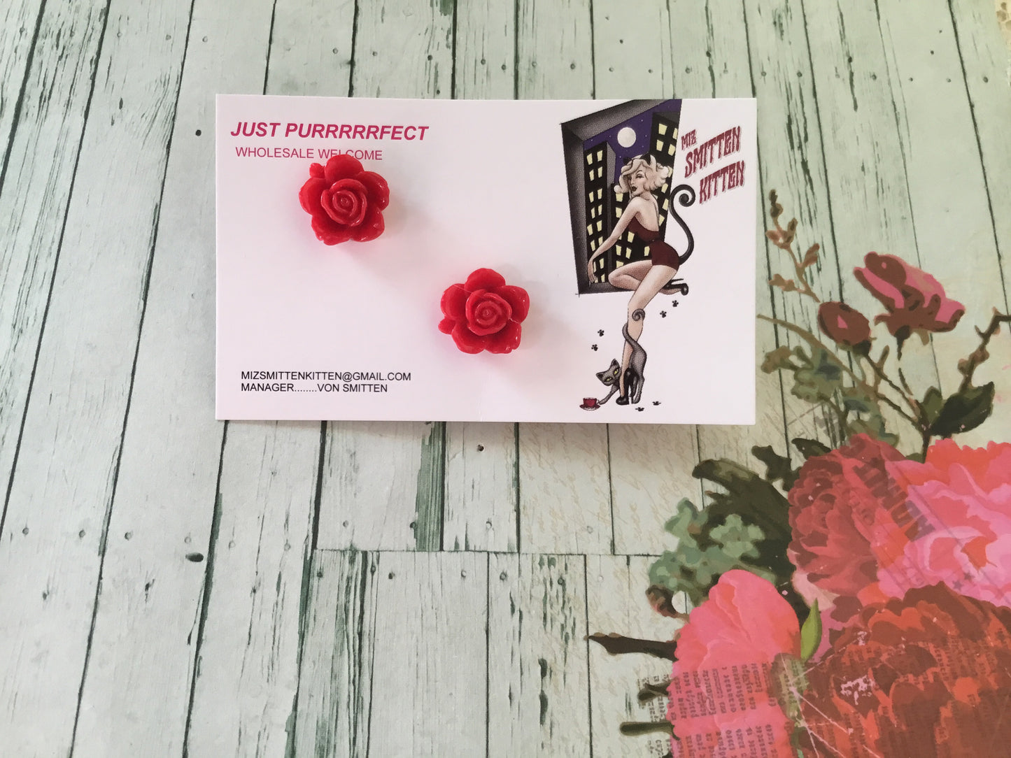 CUTE ROSE - earrings - black or red