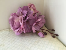 Load image into Gallery viewer, KARA - large lavender cascading cluster - Purple
