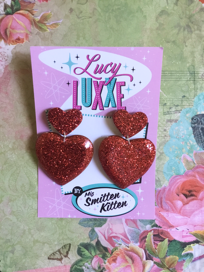 QUEEN OF HEARTS - glitter heart earrings - Red