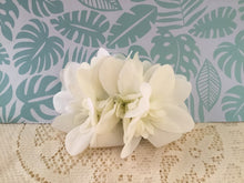 Load image into Gallery viewer, Beautiful Arabian Jasmine cluster hairflower - white
